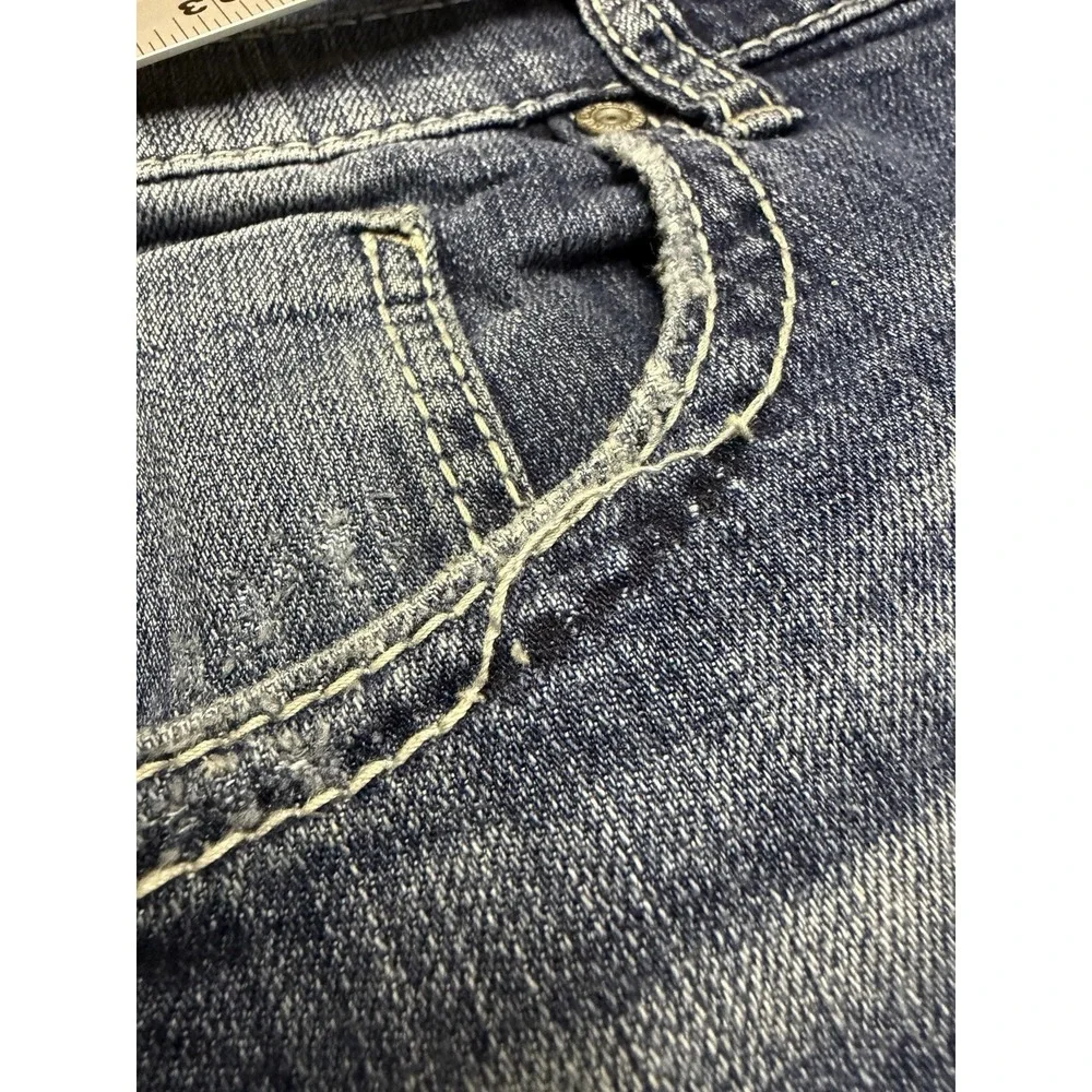 BKE Buckle Jeans Mens 36R Derek Bootleg Medium Wash Denim Western Denim